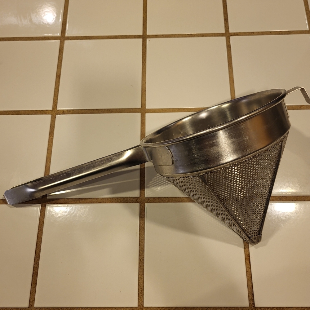 Halco 8" China Cap/Cone Strainer in Coarse Mesh 18-8 Stainless Steel